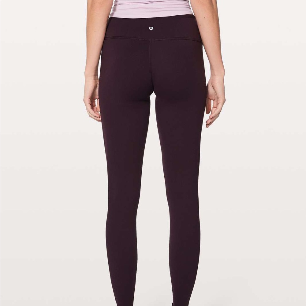 Wunder under lululemon leggings